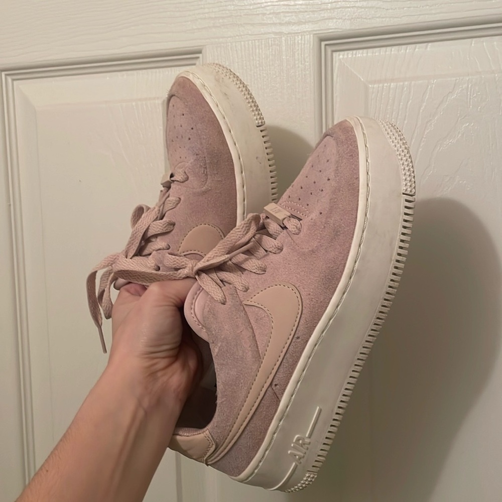 Pink suede low top Air Force 1 - Nike